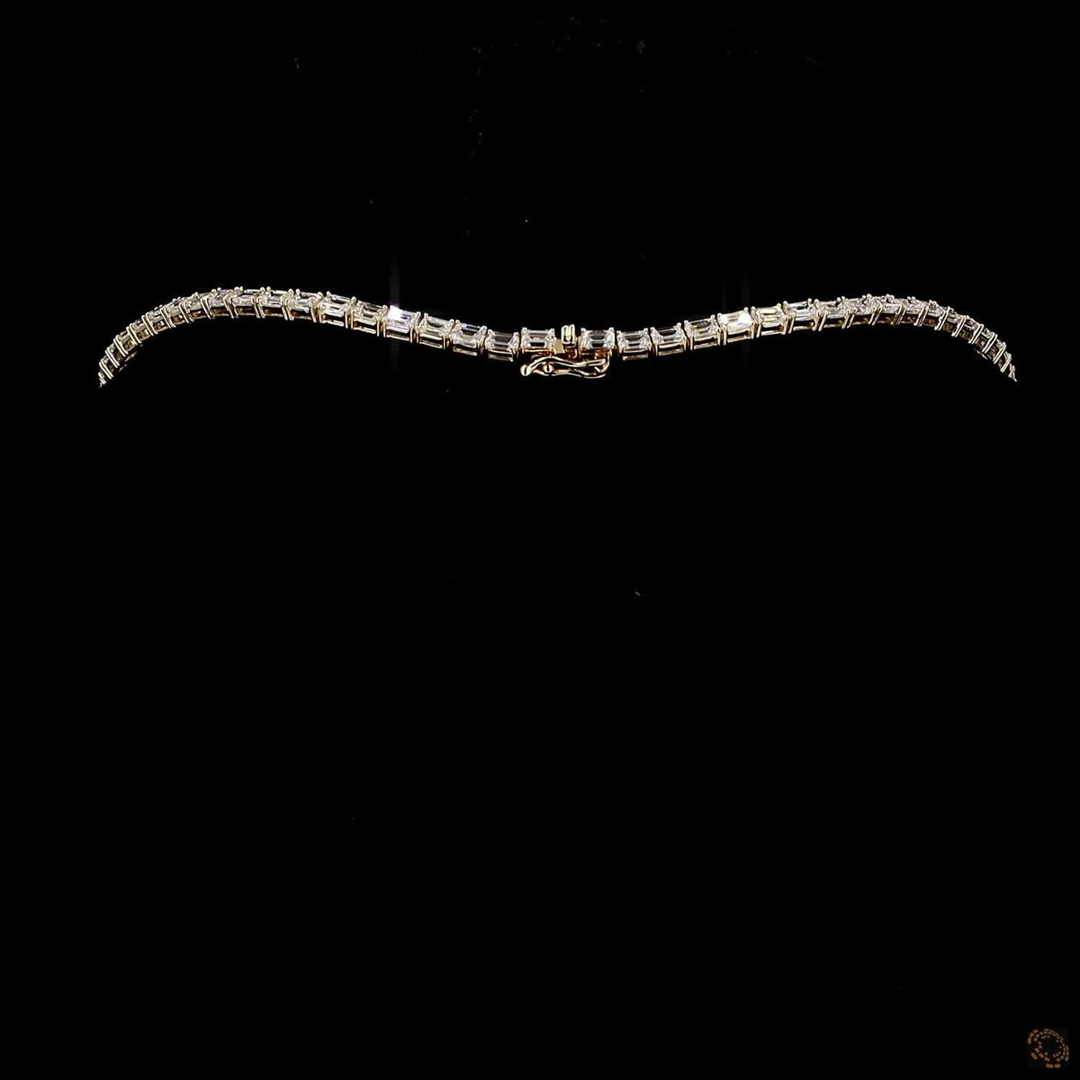 19.08 Ct East-West Emerald Cut Diamond Tennis Necklace in Yellow Gold
