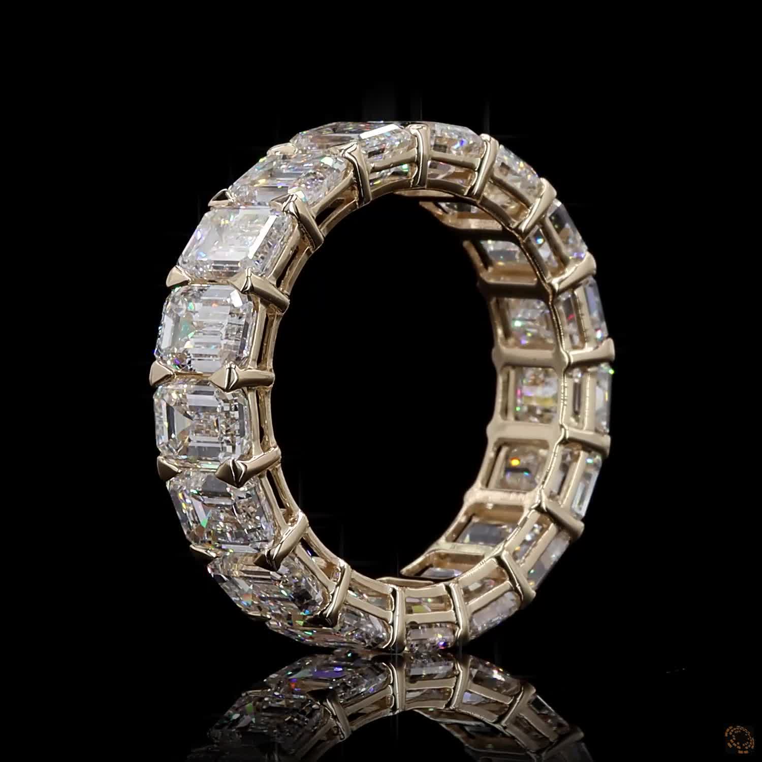 6.22 Ct Shared-Prong Oval Cut Diamond Eternity Ring in Yellow Gold