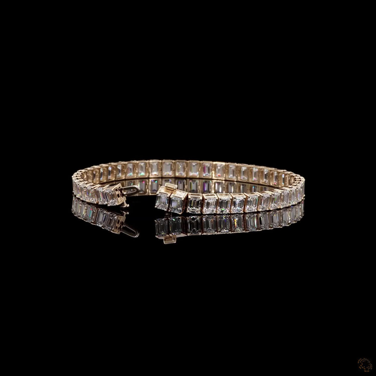 18.52 Ct East-West Emerald Cut Diamond Tennis Bracelet in 14K Yellow Gold