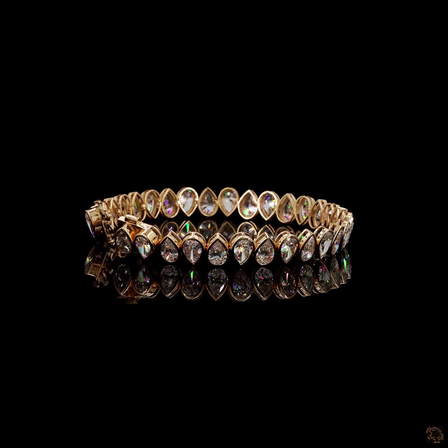 16.17 Ct Luxury Teardrop Crystal Tennis Bracelet – Gold-Tone Statement Link Bracelet with Brilliant-Cut Stones