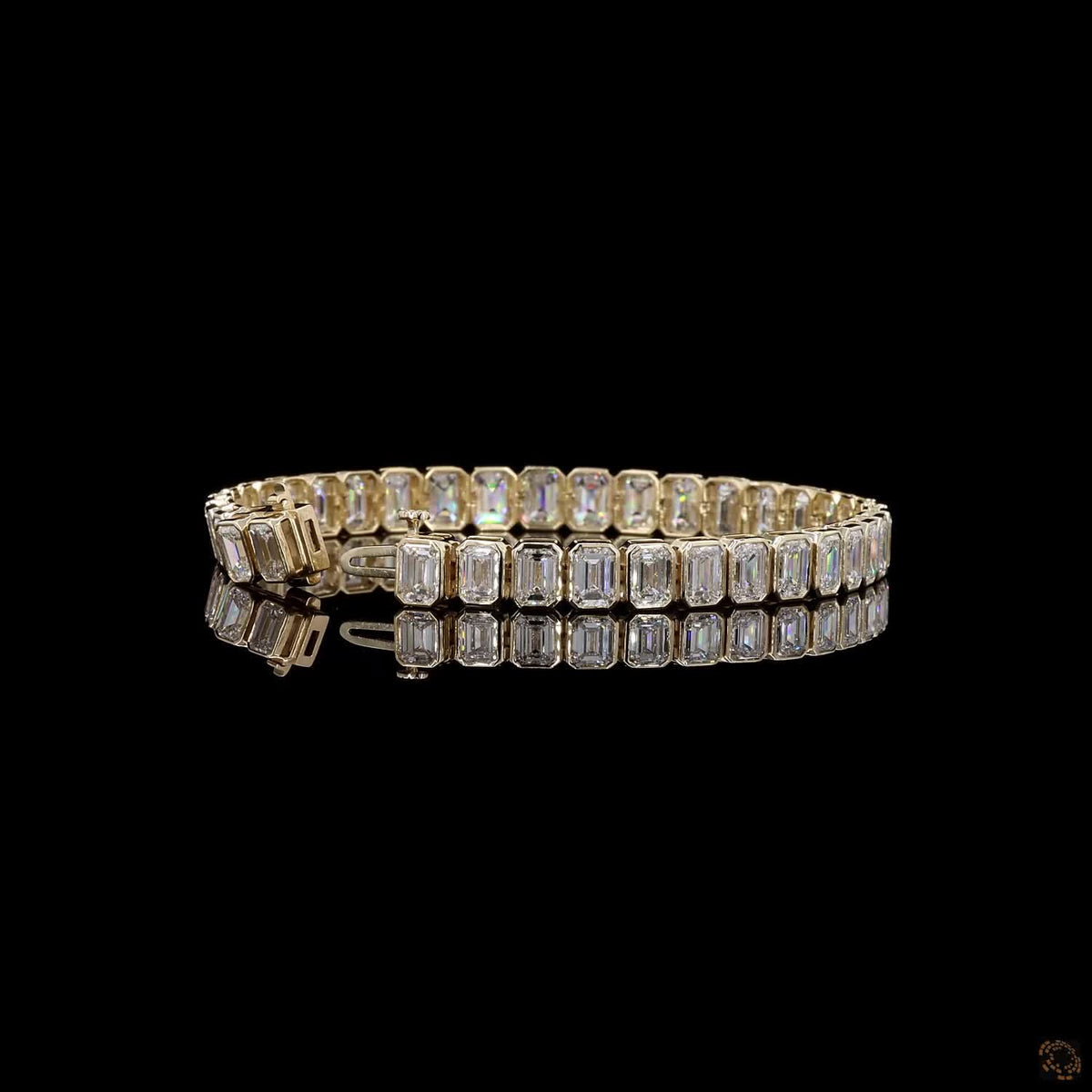 18.7 Ct Bezel-Set Emerald-Cut Diamond Tennis Bracelet in 14K Yellow Gold