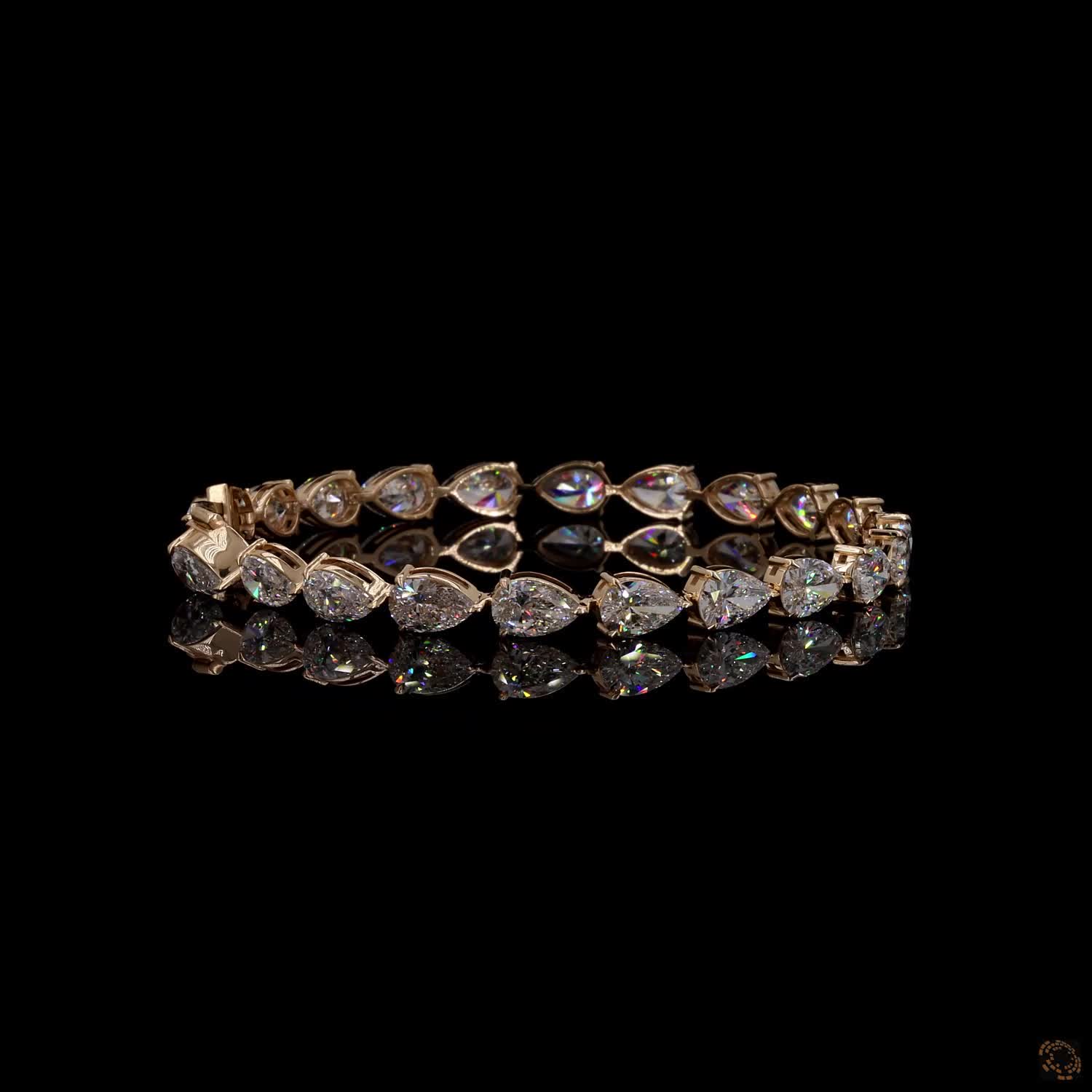 14.43 Ct Pear Cut Diamond Tennis Bracelet in Yellow Gold / Rose Gold