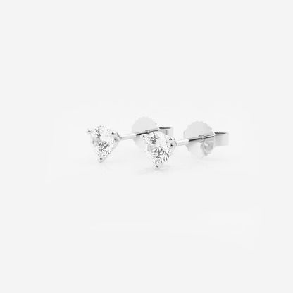 0.50 CT Round Shap Near-Colorless Three Prong Martini Stud Earrings