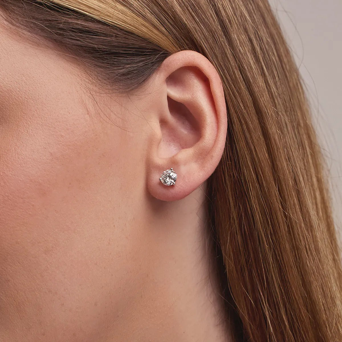 2.00 CT Round Shap Near-Colorless Three Prong Martini Stud Earring