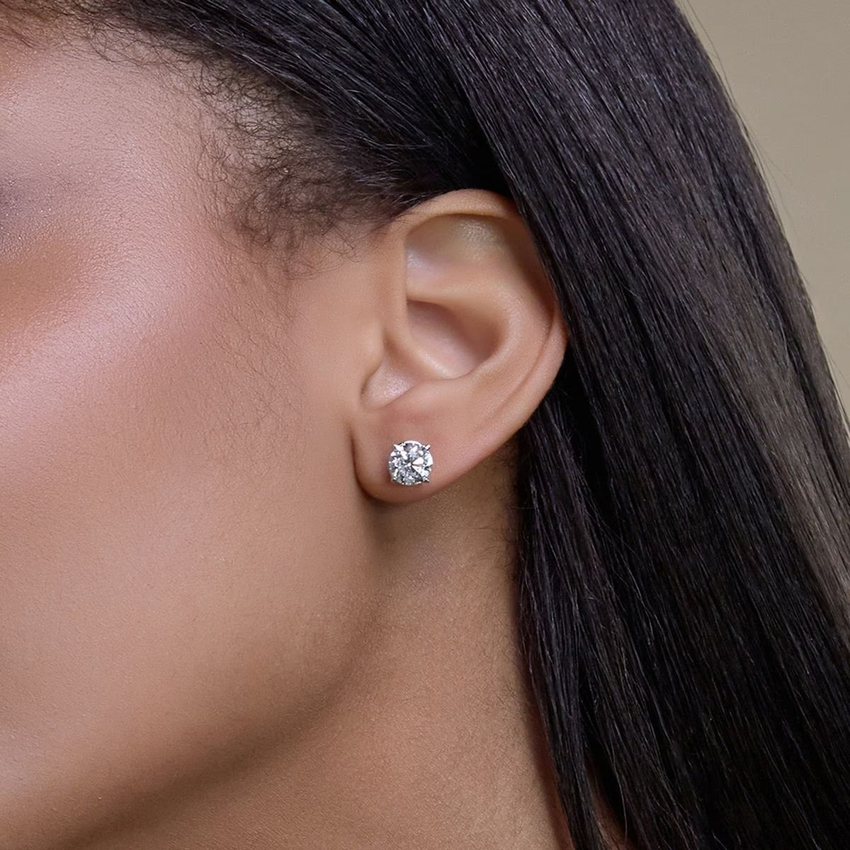 3.00 CT Round Shap Near-Colorless 4-Prong Stud Earring