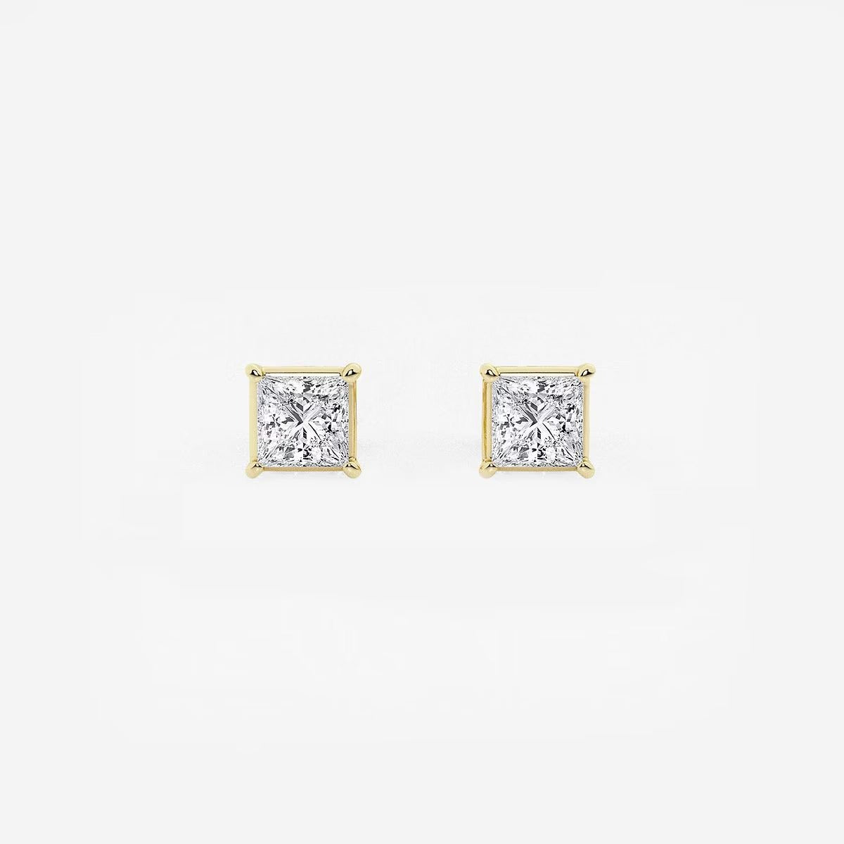 0.50 Ct Princess Shap Near-Colorless 4-Prong Stud Earring