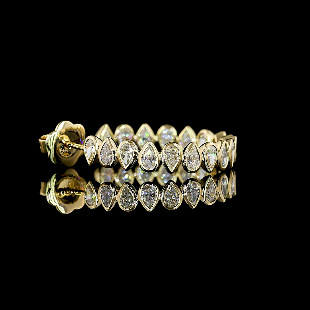 2.75 Cts 14K YELLOW GOLD Pear Shape C Hoops Earring