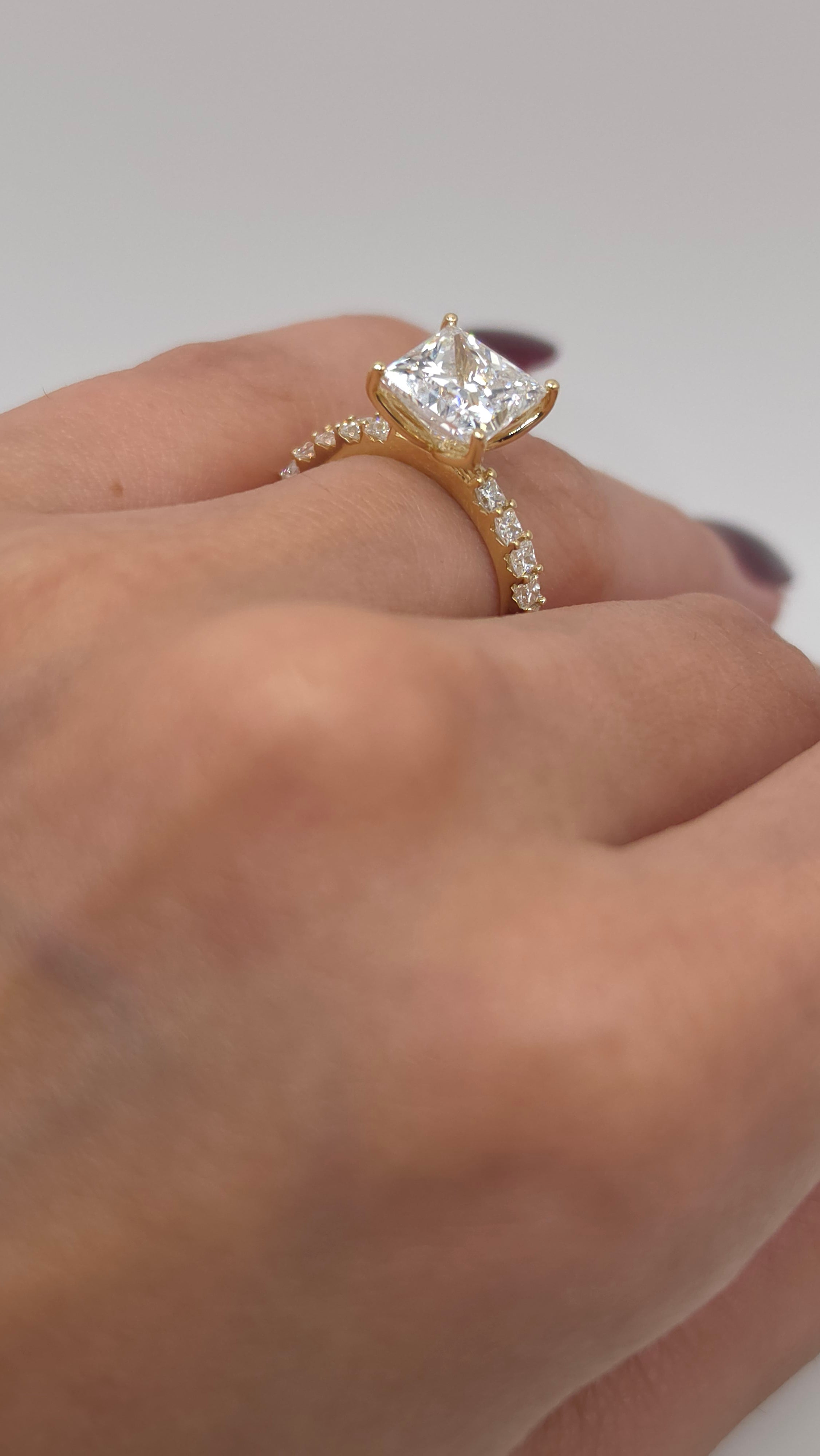 3.90 Ct Princess Cut Diamond Solitaire Ring with Curved Pavé Band in Yellow Gold