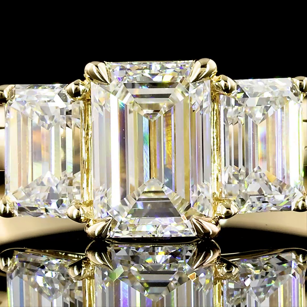 1.39 Cts 14K YELLOW GOLD Emerald Shape 3 Stones Ring