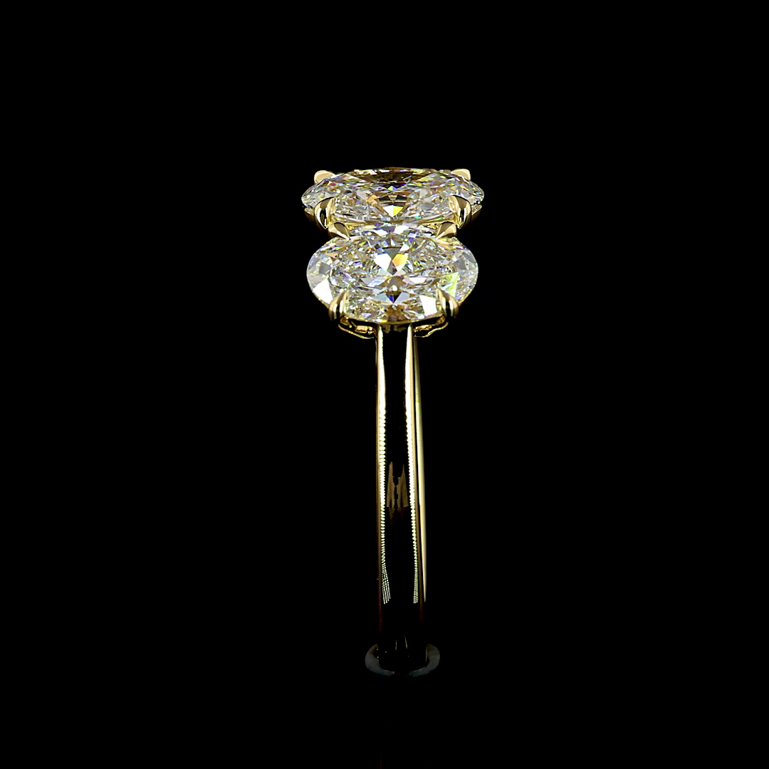 2.99 Cts 14K YELLOW GOLD Oval Shape 3 Stones Ring