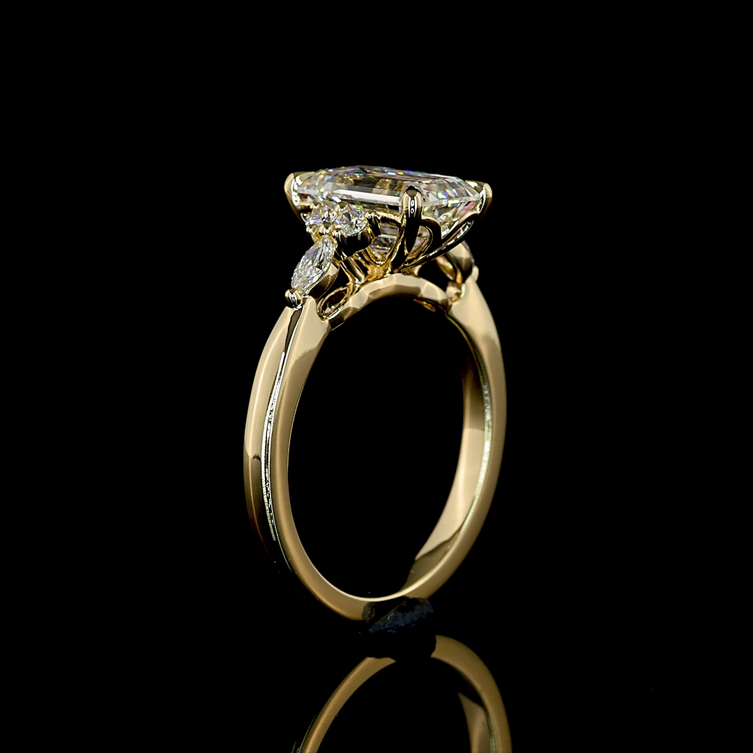 2.76 Cts 14K WHITE GOLD Emerald Shape Special Ring