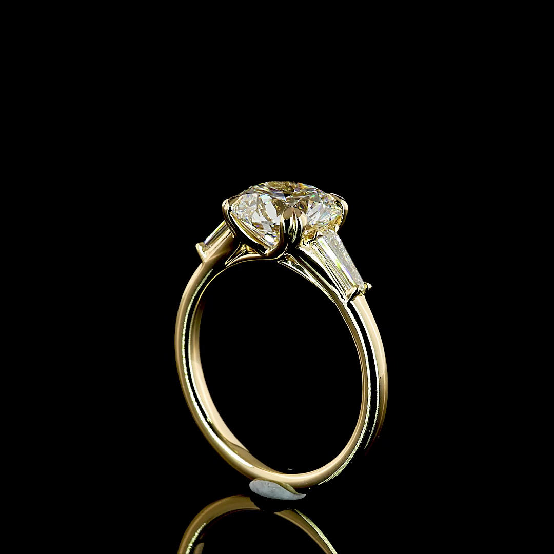 2.9 Cts 14K YELLOW GOLD Round Shape 3 Stones Ring