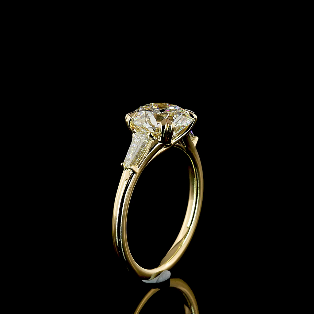 2.9 Cts 14K YELLOW GOLD Round Shape 3 Stones Ring