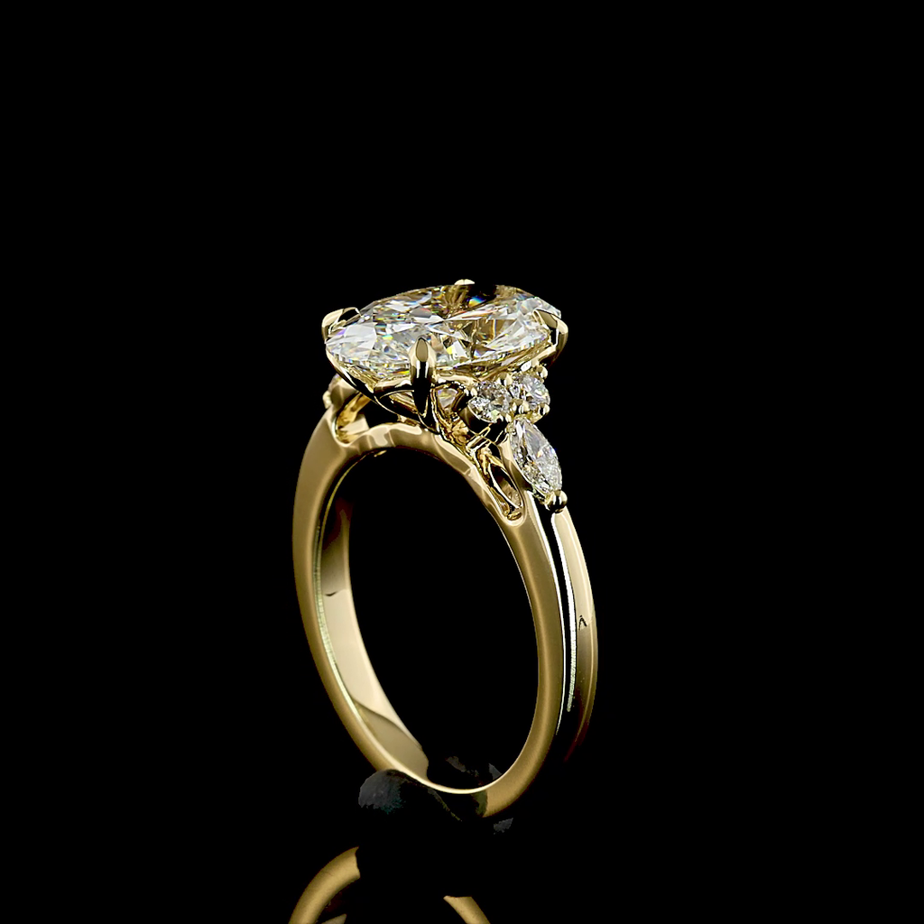 2.84 Cts 14K YELLOW GOLD Oval Shape Special Ring