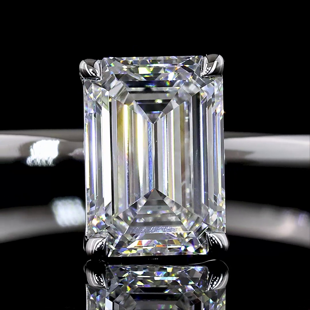 1 Cts 14K WHITE GOLD Emerald Shape Solitaire Ring