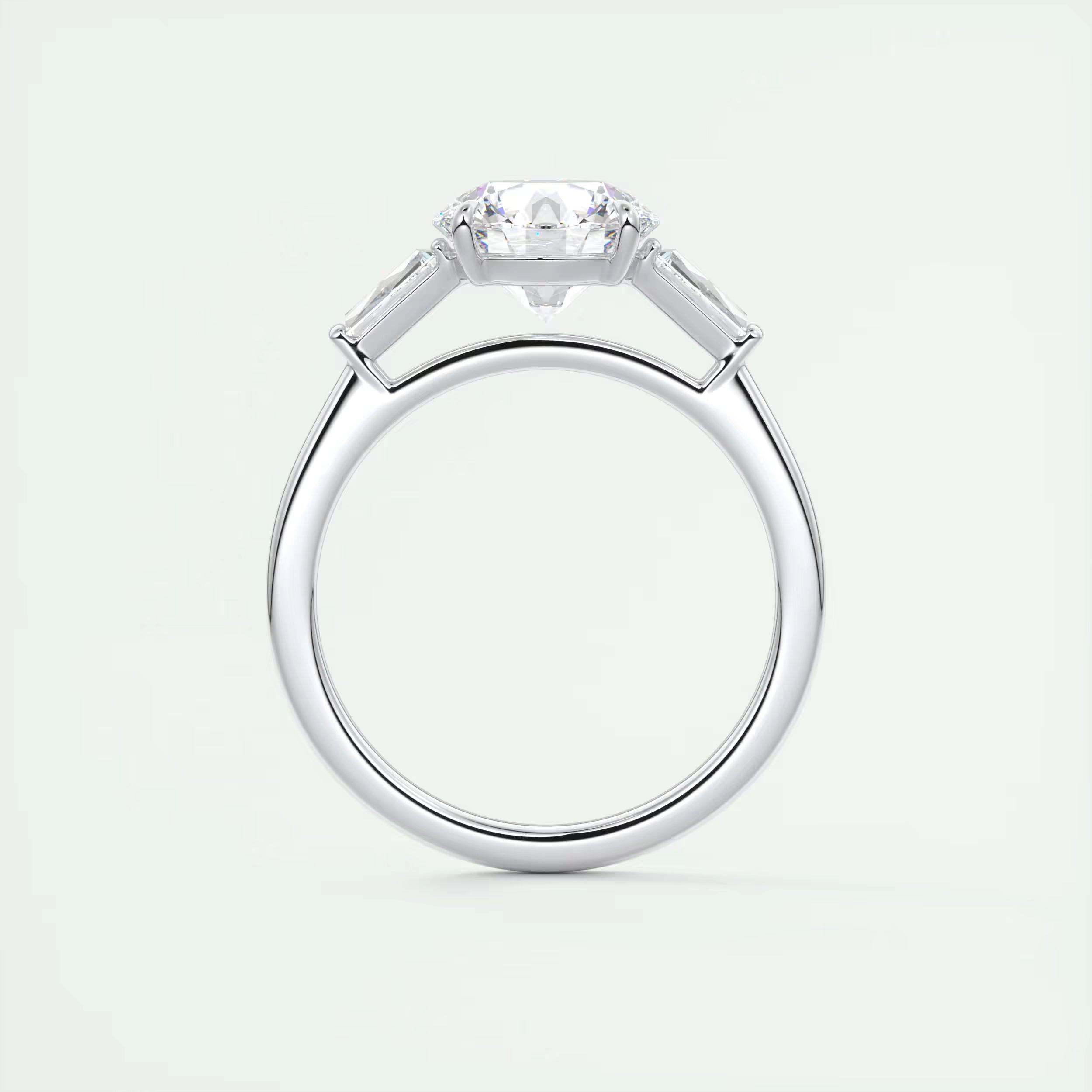 2.50Ct  Round Tapered Baguettes Diamond Solitaire Ring Engagement Ring